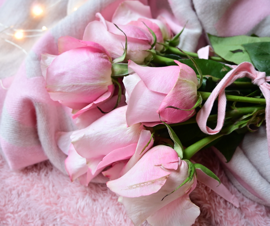 Roze rozen voor Valentijnsdag